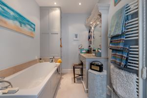 Photo 35- click for photo gallery